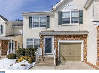 71 Hearthstone Ln, Marlton, NJ 08053