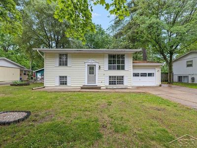 3119 Avon St, Midland, MI, 48640