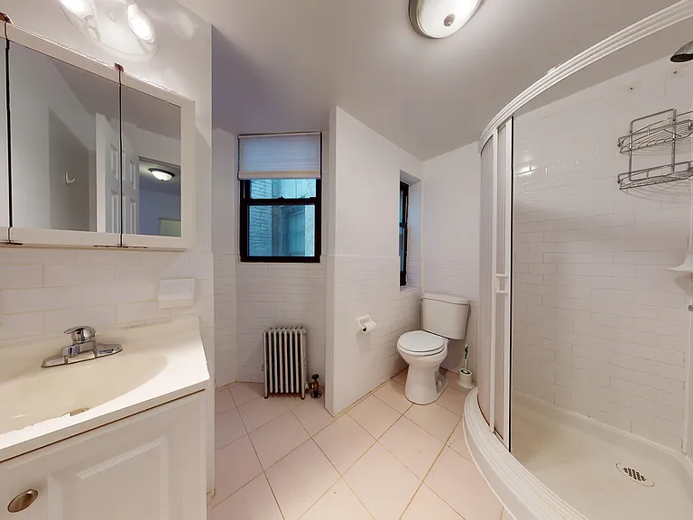 693 9th Ave #4R — Photo 14