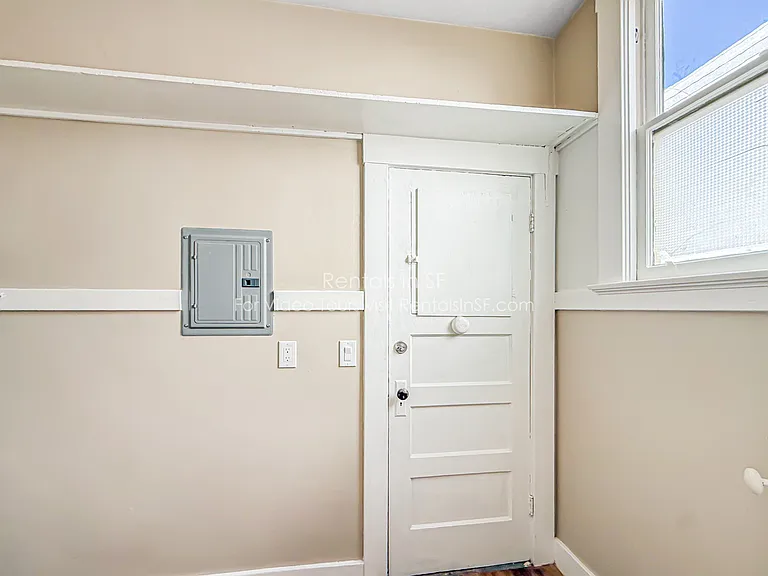 1924 Cabrillo St #3 — Photo 12