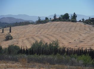 2372 Via Del Robles, Fallbrook, CA 92028