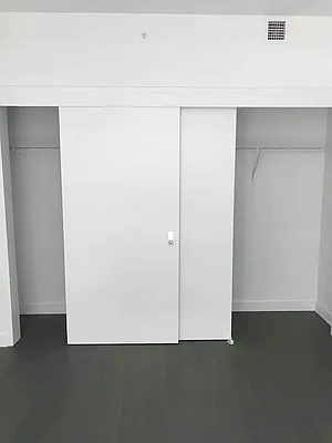 Rented by E Realty International Corp | media 9