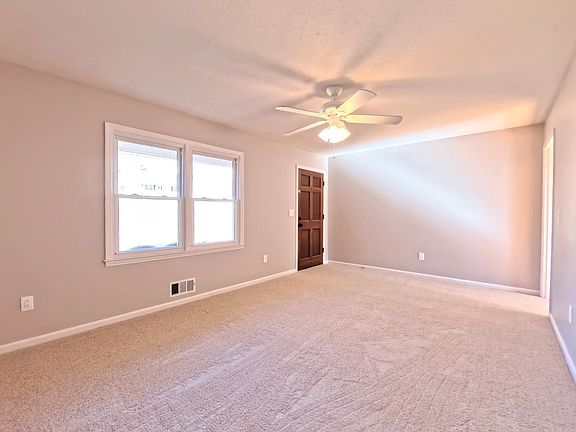 3rd image of 1202 Brookwood Dr