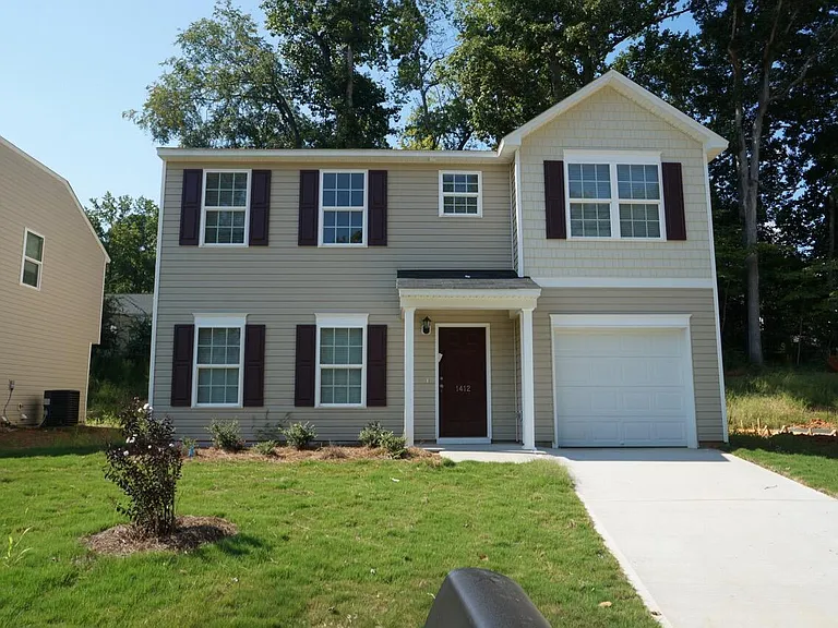1412 Tamarino Dr — Photo 1