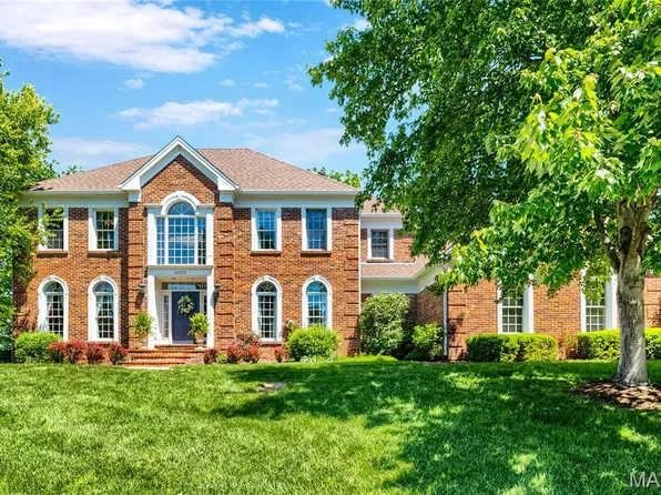 14301 Manderleigh Woods Dr, Chesterfield, MO 63017