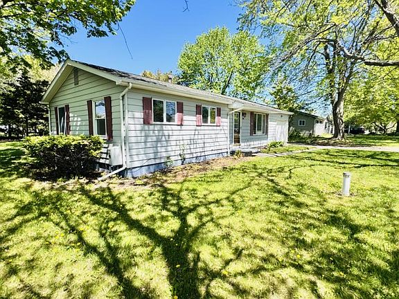 2nd image of 5190 Park Dr