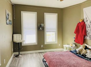 1122 Pine St, Michigan City, IN