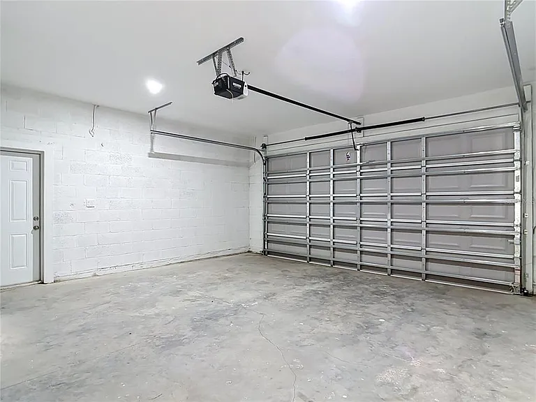 1081 McCrory St — Photo 50
