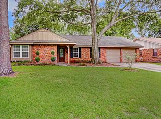 10411 Londonderry Dr, Houston, TX 77043