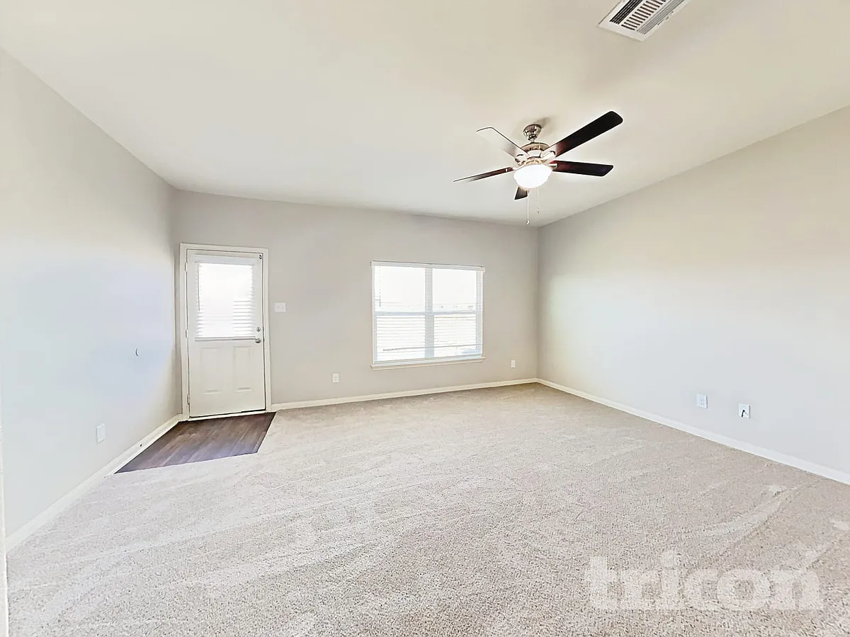 Building Photo - 524 Yearwood Ln