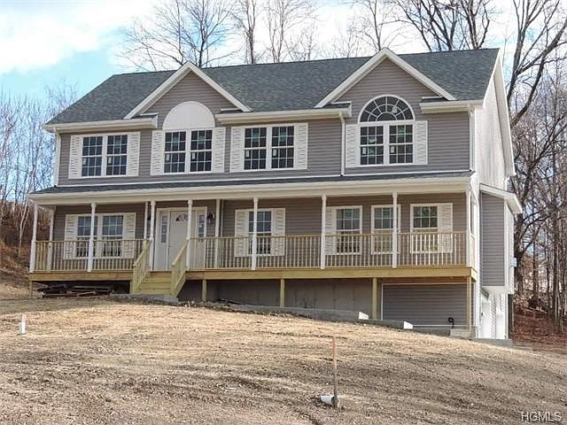 1st image of 6 Trotter Ln