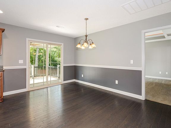 3rd image of 306 Hallie Olivia Dr