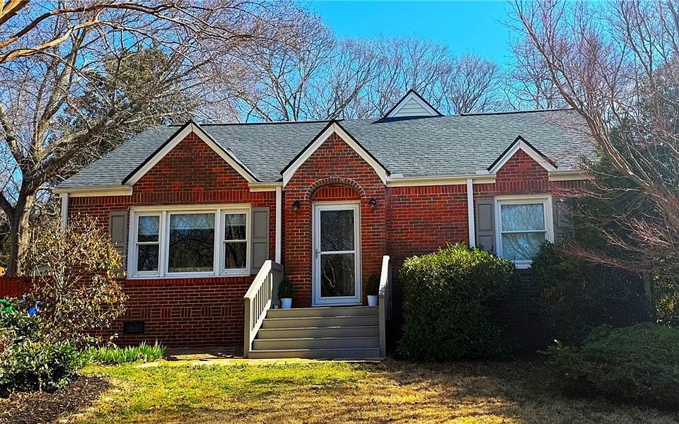 1st image of 1108 Walker Dr