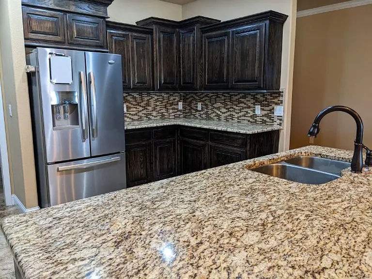 4320 Springwood Dr — Photo 4