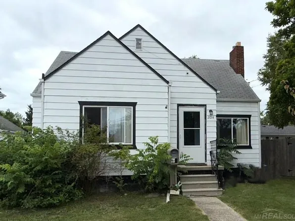 2014 Deindorfer St, Saginaw, MI 48602