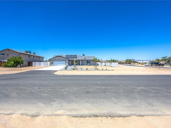 3rd image of 20948 Verde Dr