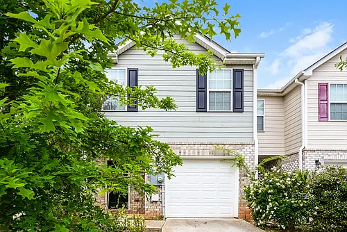 1305 Forsythia Way Photo 1