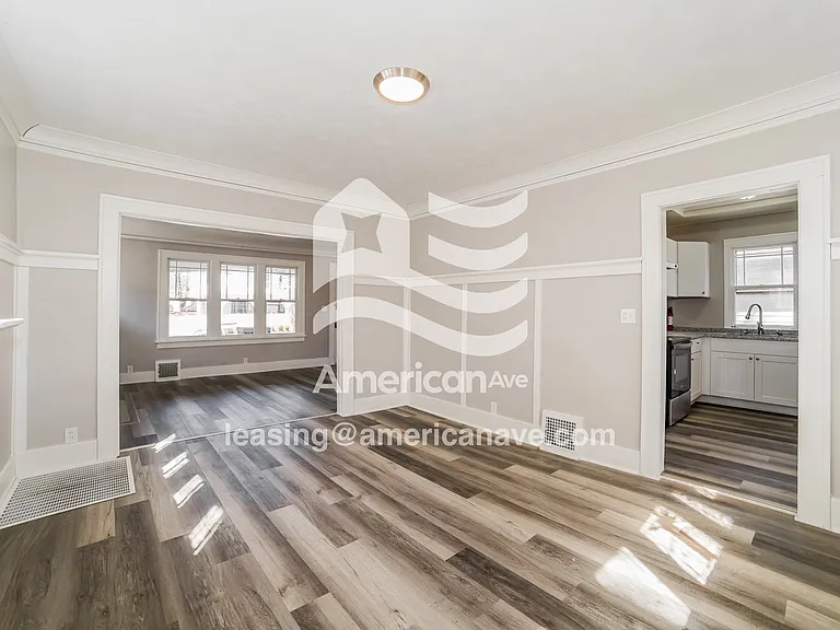 1522868_003_living_room_13679393.jpg