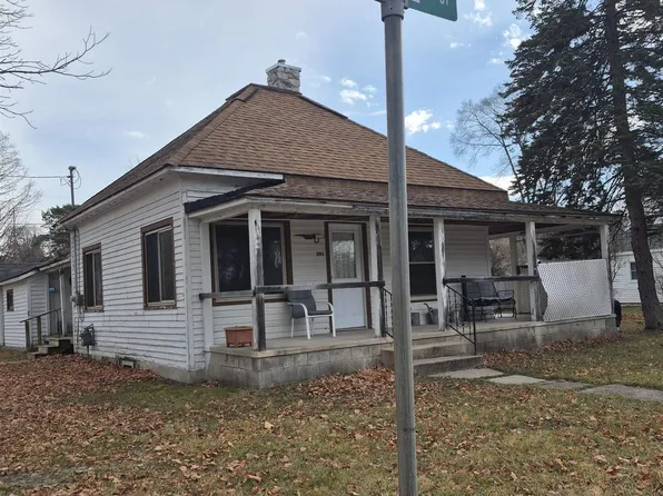 201 S Bridge St, Bellaire, MI 49615