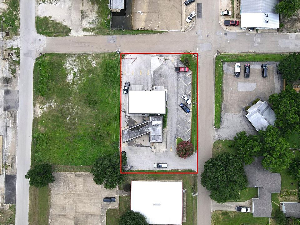 1st image of 207 E Cottonwood St