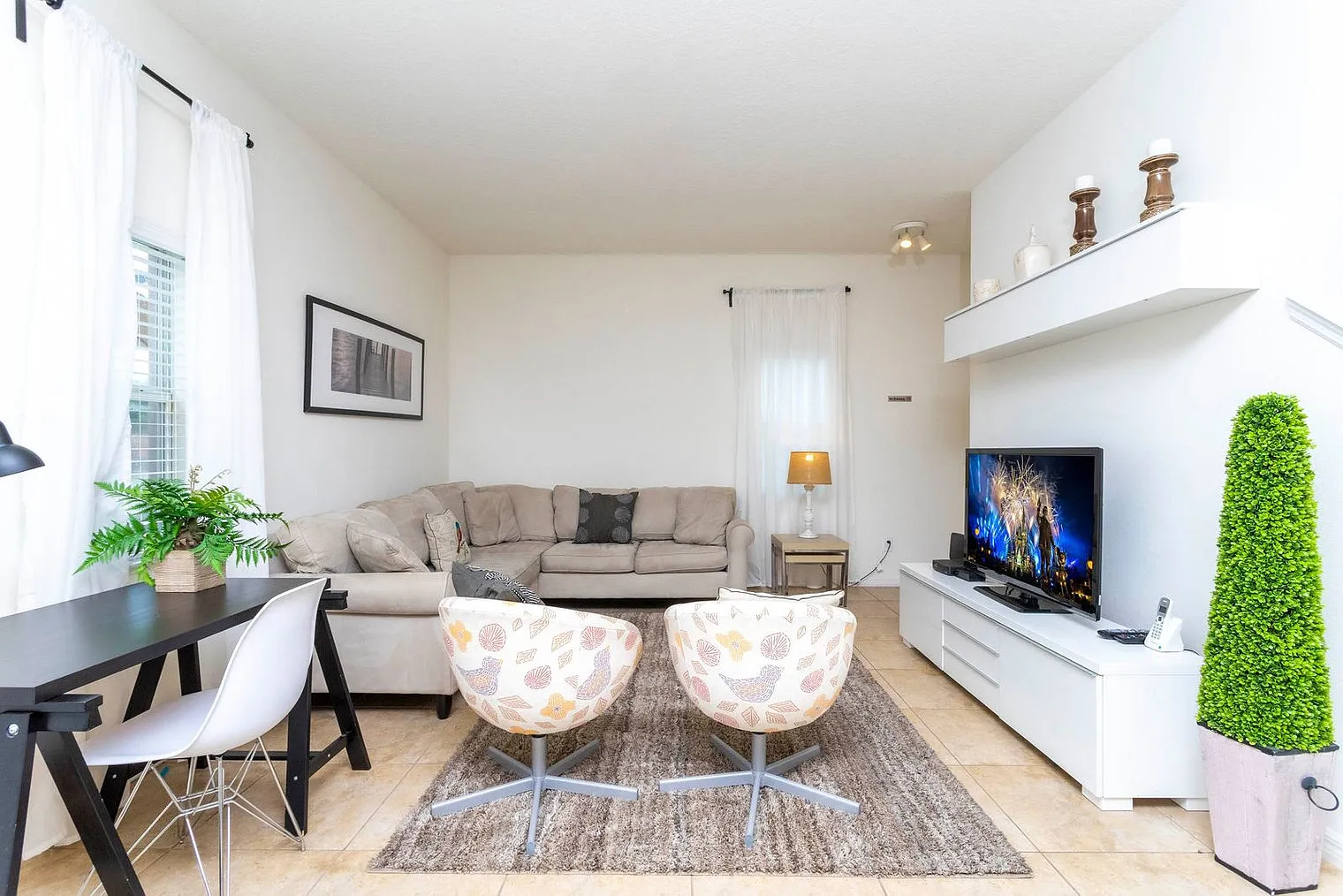 4 bed, 3.0 bath, 1657 sqft, $3,897 — Photo 1