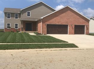107 Brentwood Ct, Anna, OH 45302
