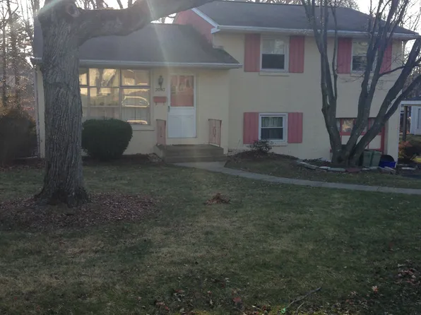 2047 Shady Brk, Feasterville Trevose, PA 19053