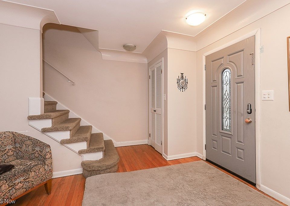 2461 Elmdale Rd, University Heights, OH 44118 Zillow