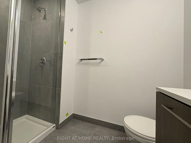 7439 Kingston Rd #1016 — Photo 10