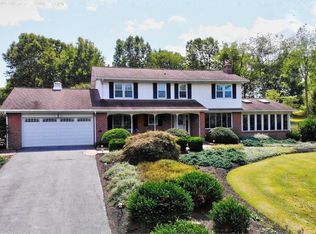 1050 Peters Mountain Rd, Dauphin, PA 17018