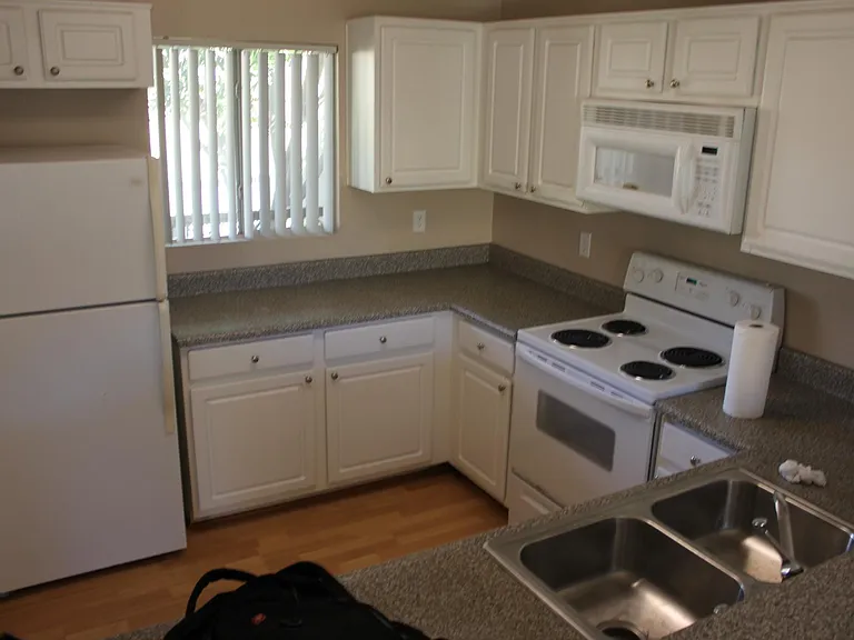 7515 Charmant Dr — Photo 2