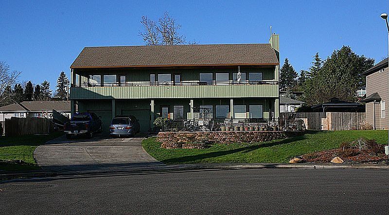 1st image of 1200 SE 82nd Ct