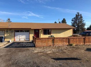 2960 SW 23rd St, Redmond, OR 97756