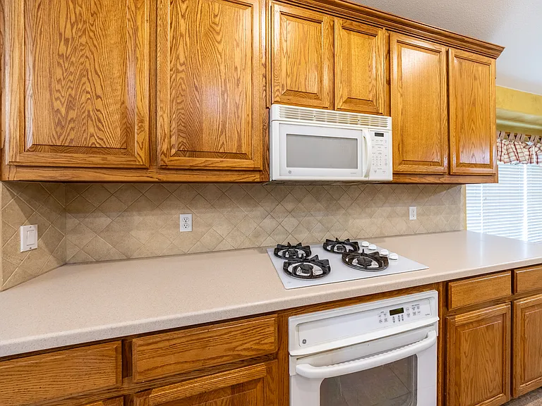 6366 Shadywood Dr — Photo 29