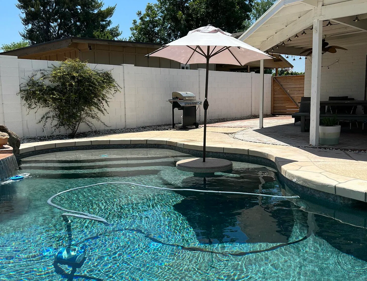 3 bed, 2.0 bath, 1520 sqft, $2,500 — Photo 4