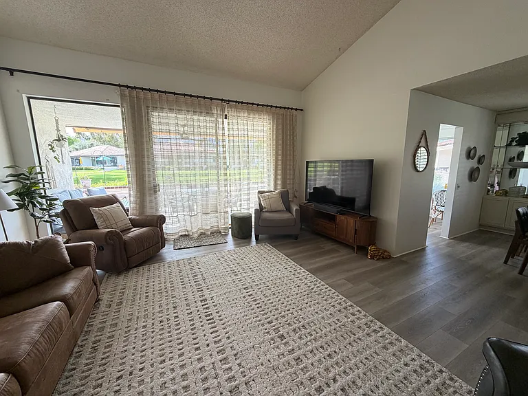 9 Marbella Dr #9 — Photo 6