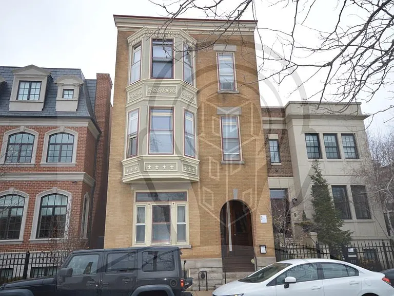 W Drummond Pl — Photo 8