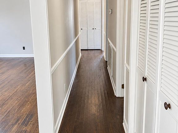 5th image of 213 Falkner Cir