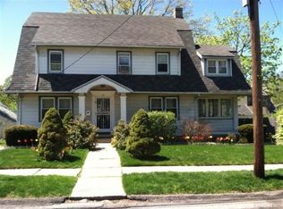 24 Calhoun Ave, New Rochelle, NY 10801