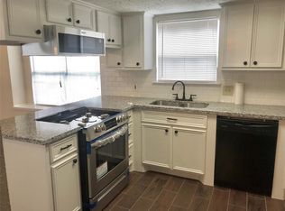 10015 Leamington Dr, Houston, TX 77070