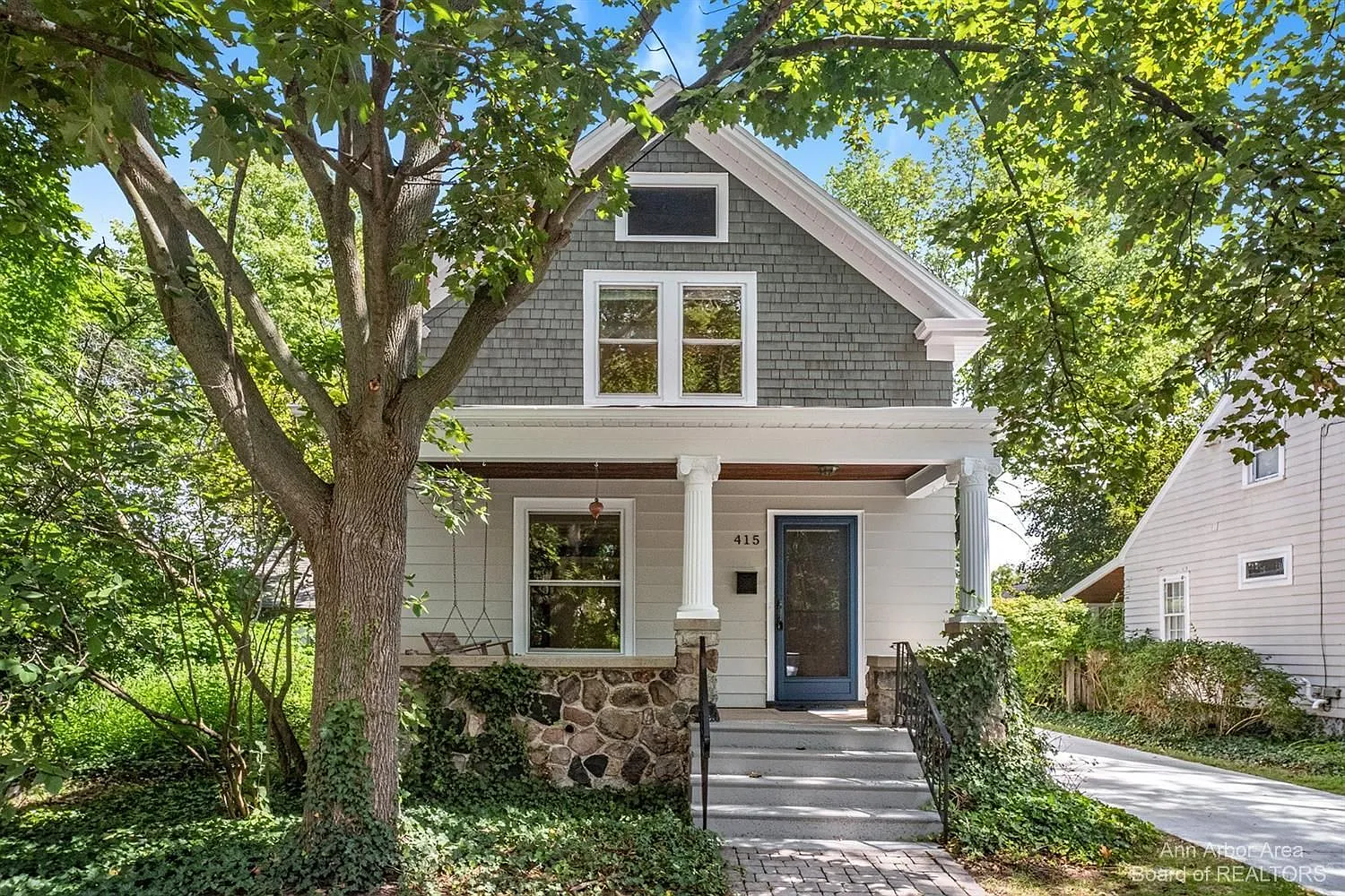 415 8th St photo 1