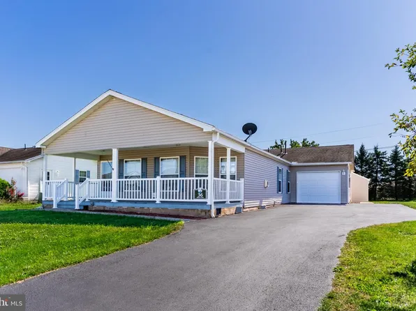 36 Adele Ave, Carlisle, PA 17015