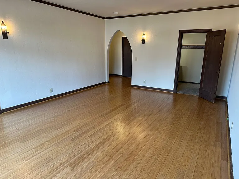 540 Alcatraz Ave. — Photo 4