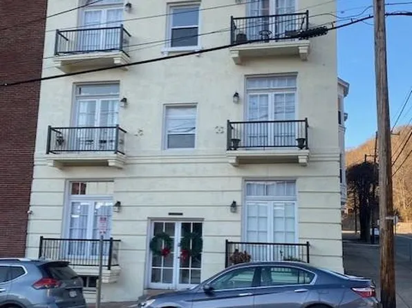 83 12th St Unit 1A, Wheeling, WV 26003