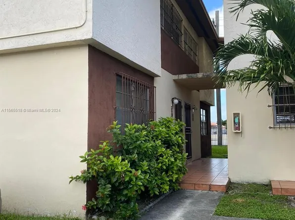 10 SW 108th Ave APT E8, Miami, FL 33174