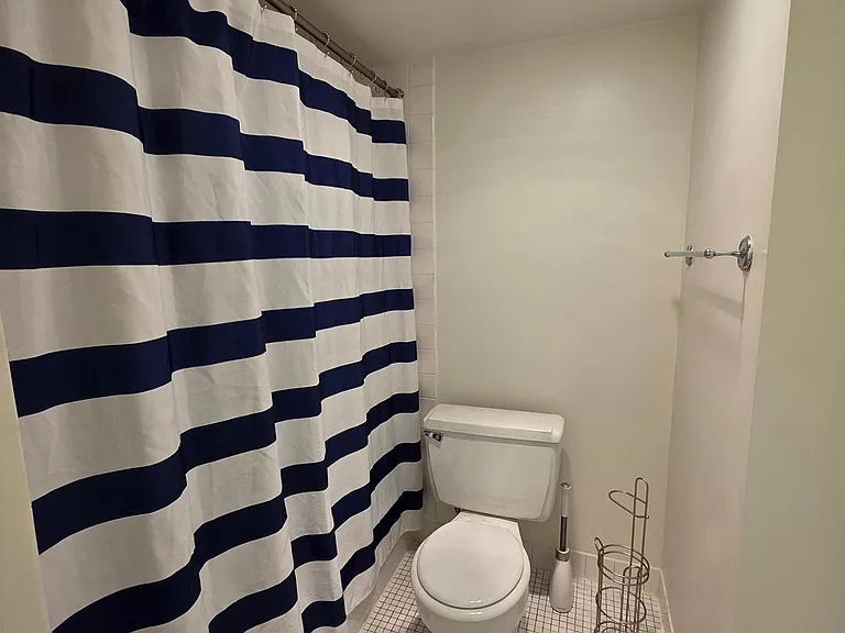 2059 Huntington Ave #1100 — Photo 11