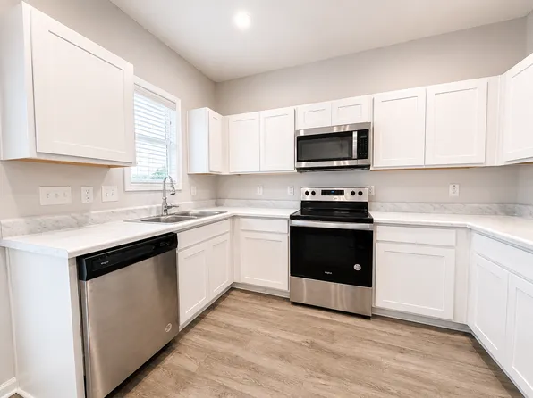 26 S Prospect Dr, Clayton, NC 27520