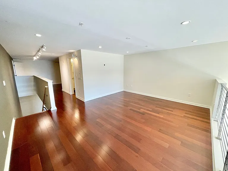 1247 Harrison St #10 — Photo 13