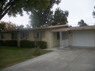 1004 River Oaks Dr, Bakersfield, CA 93309