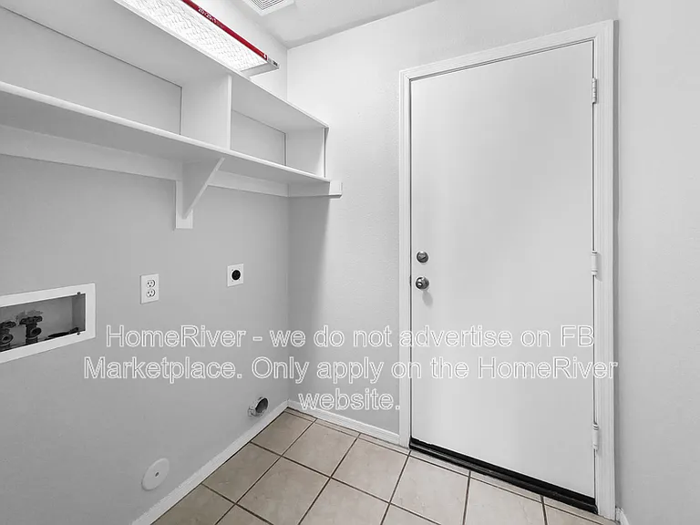 14447 W Carlin Dr — Photo 9